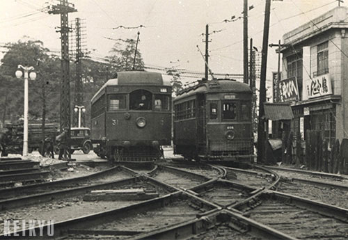 北品川駅の京浜31号車と東京市電